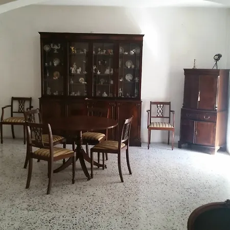 Demek Apartment